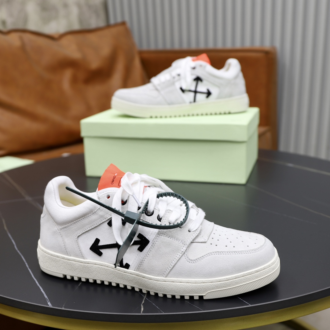 Off-White sz38-44 32